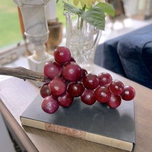 Italian alabaster stone grapes